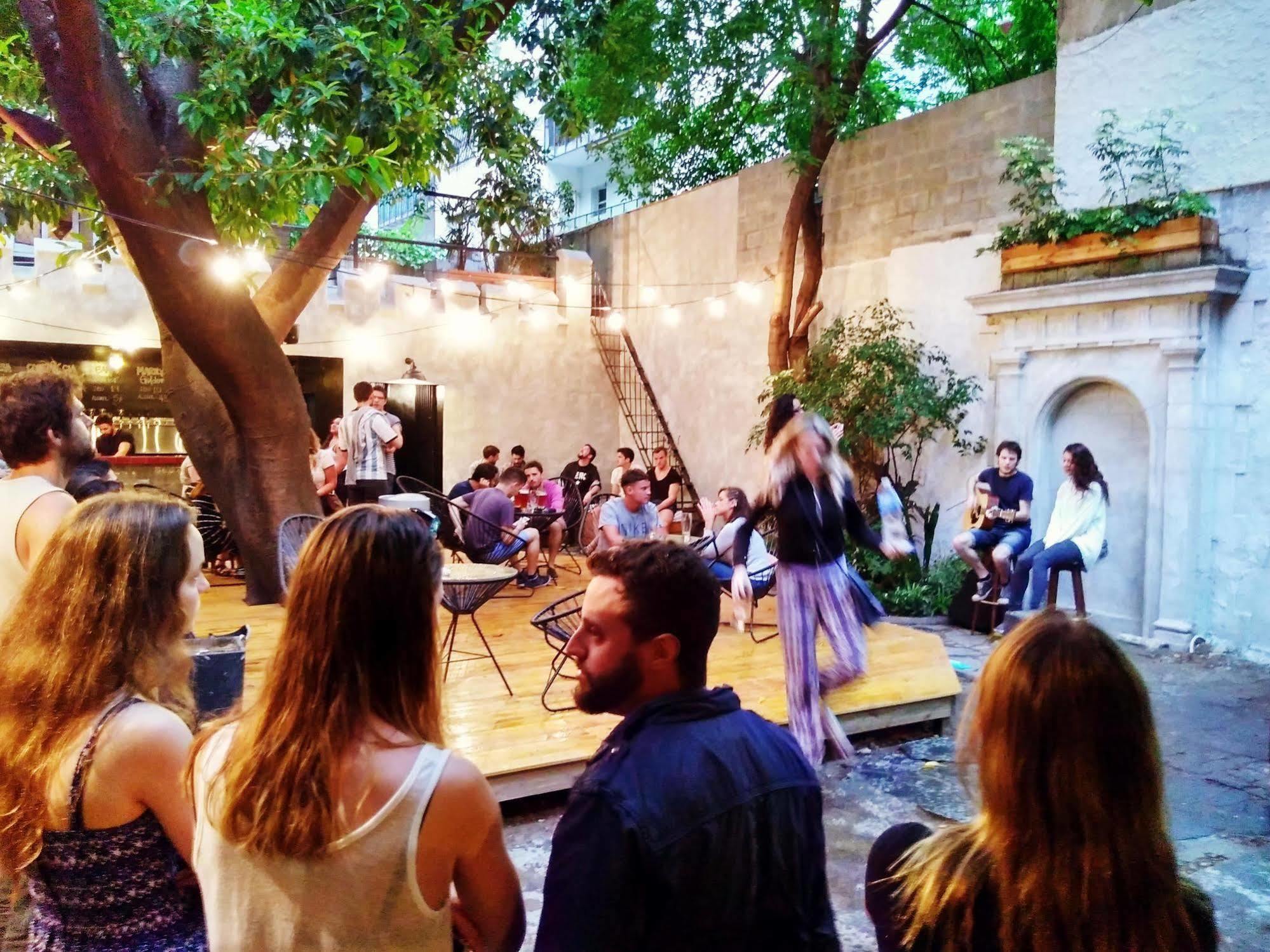 Art Factory Beer Garden Hostel Buenos Aires Kültér fotó